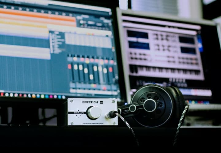 Music Producer recommends 10 best Studio Headphones
